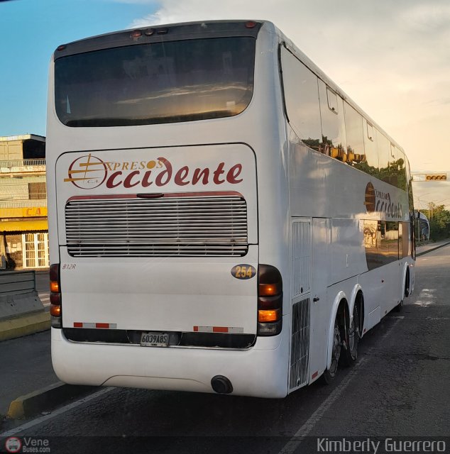 Expresos Occidente 254 por Kimberly Guerrero