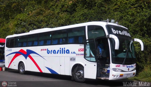 Expreso Brasilia 6581 por Waldir Mata