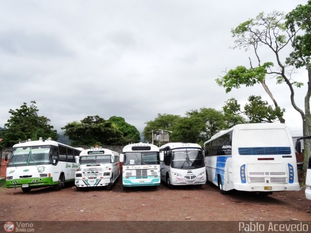Garajes Paradas y Terminales San-Cristobal por Pablo Acevedo