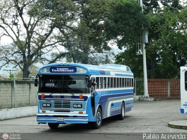 Expresos Continente C-04 por Pablo Acevedo