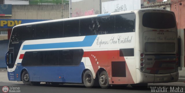 Expresos San Crist�bal 082 por Waldir Mata