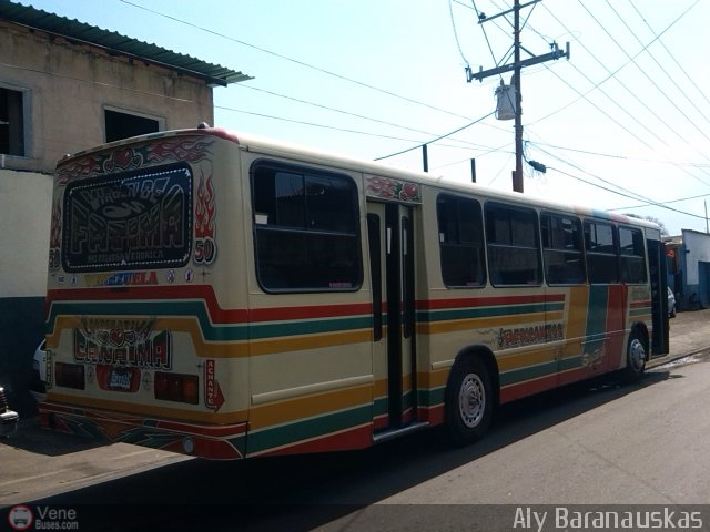 Cooperativa Canaima 50 por Aly Baranauskas