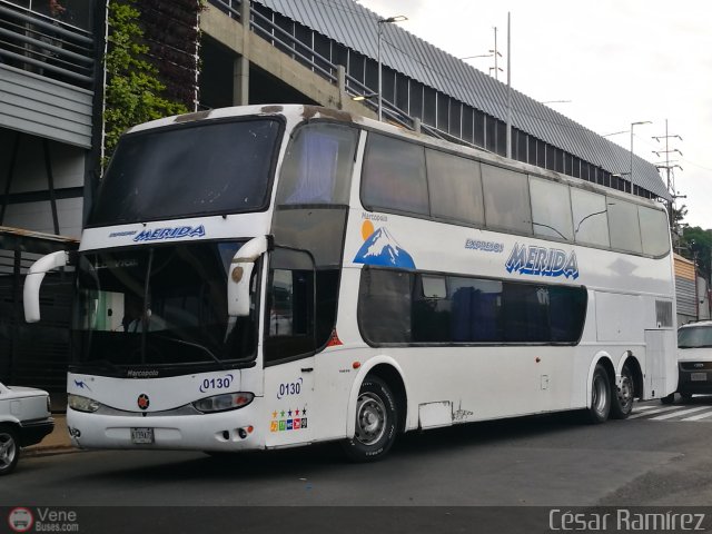 Expresos M�rida 0130 por C�sar Ram�rez