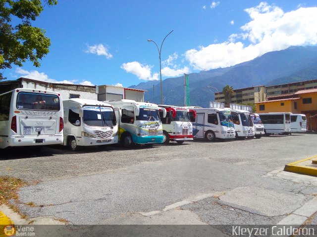 Garajes Paradas y Terminales Merida por Kleyzer Caldern
