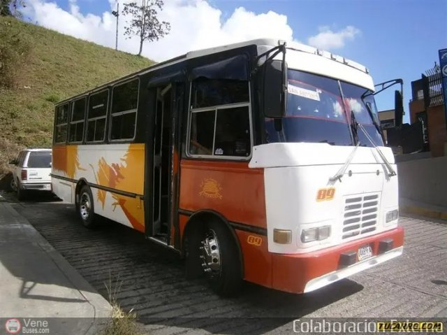 U.C. San Antonio S.C. 089 por Adolfo Escalona