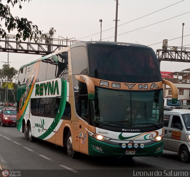 Turismo Reyna 316 por Leonardo Saturno