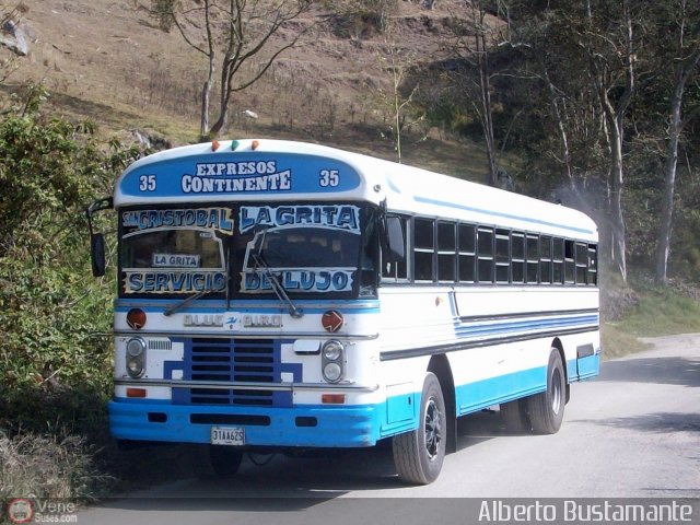 Expresos Continente C-35 por Alberto Bustamante