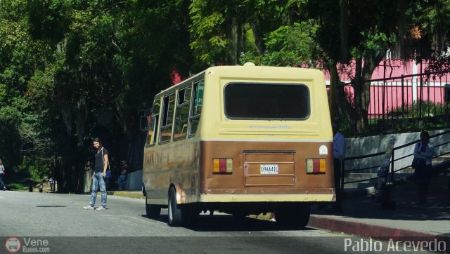 Particular o Desconocido 09A por Pablo Acevedo