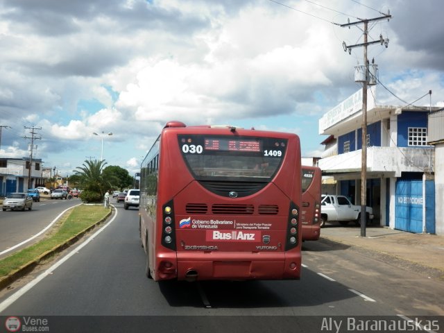 Bus Anzo�tegui 030 por Aly Baranauskas