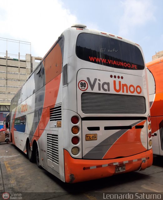 Corporacin Va Unoo S.A.C. 954 por Leonardo Saturno