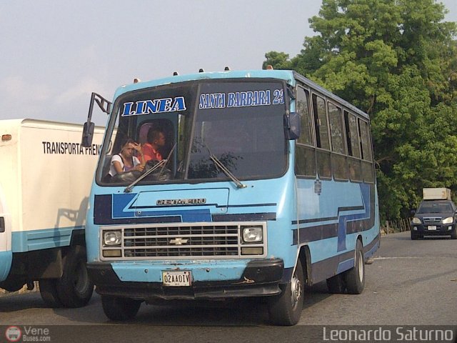 L�nea Santa B�rbara 23 por Leonardo Saturno