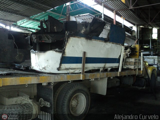 En Chiveras Abandonados Recuperacin 32 por Alejandro Curvelo