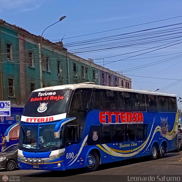 Turismo Erick El Rojo S.A. 690 por Leonardo Saturno