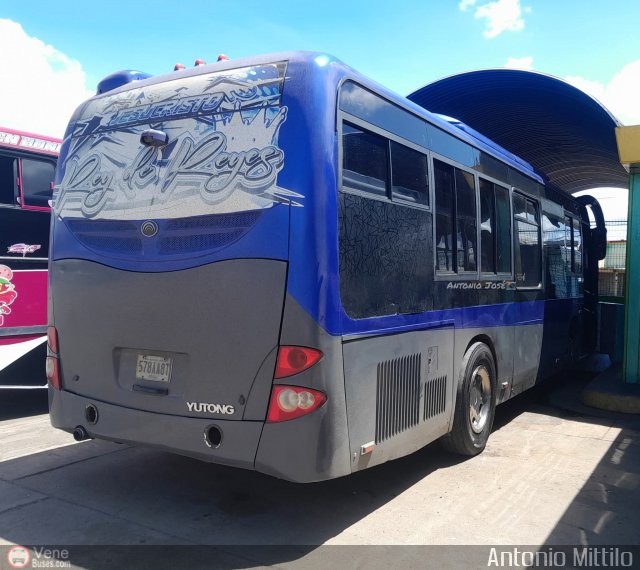 A.C. R�mulo Gallegos 21 por Antonio Mittilo