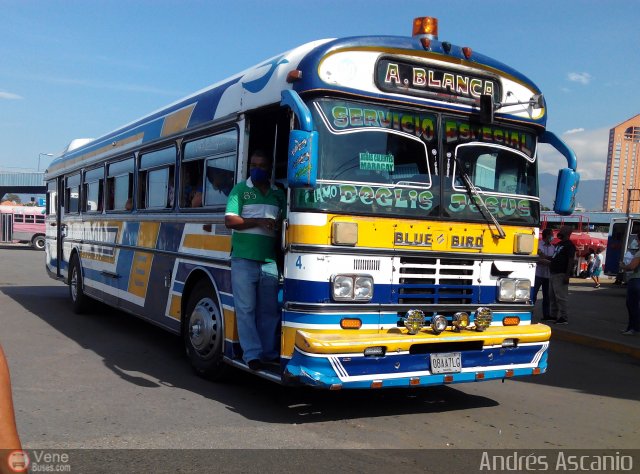 Transporte Agua Blanca 40 por Andrs Ascanio