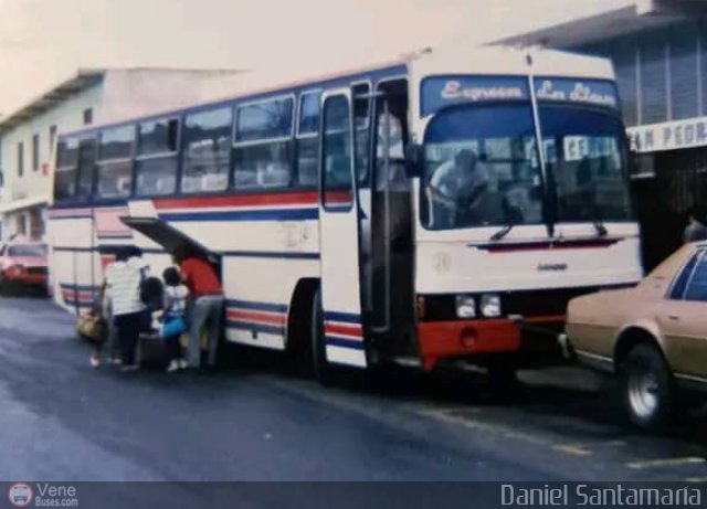 Expresos Los Llanos 021 por Pablo Acevedo