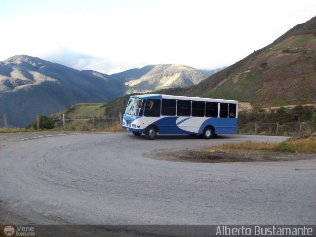 Uni�n Expresos Tovar 17 por Alberto Bustamante