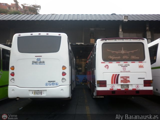 Garajes Paradas y Terminales Caracas por Aly Baranauskas