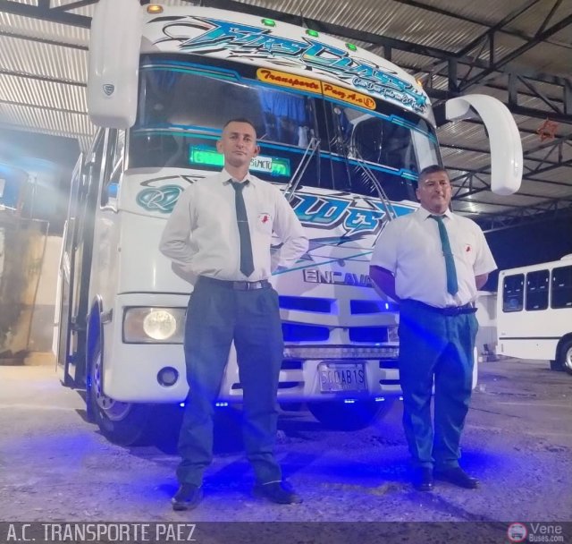 Profesionales del Transporte de Pasajeros 081 por Yenderson Cepeda