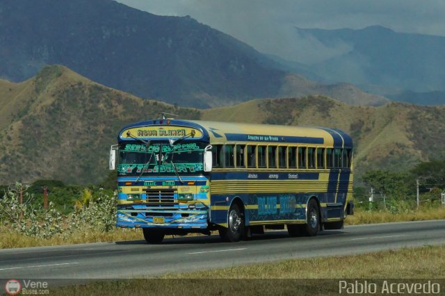 Transporte Agua Blanca 65 por Pablo Acevedo