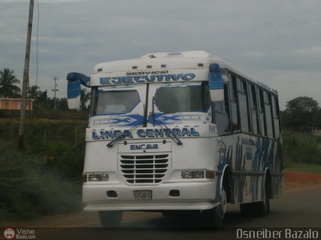 U.C. Línea Central 014 por Osneiber Bazalo