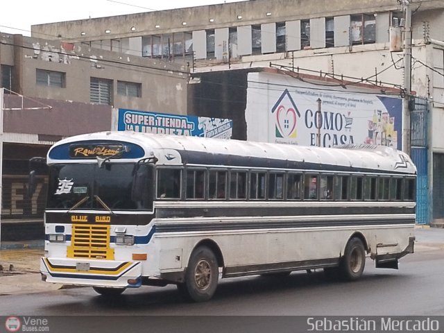 ZU - Ral Leoni 35 por Sebastin Mercado