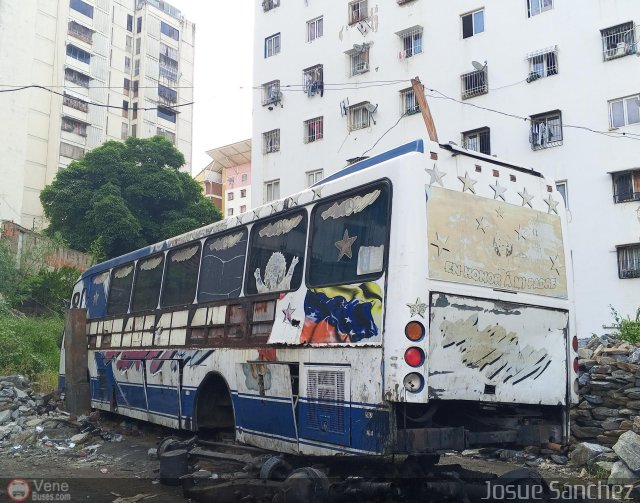 En Chiveras Abandonados Recuperaci�n 515 por Josue S�nchez