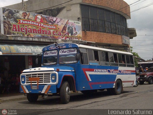 Expresos San Sim�n 04 por Leonardo Saturno