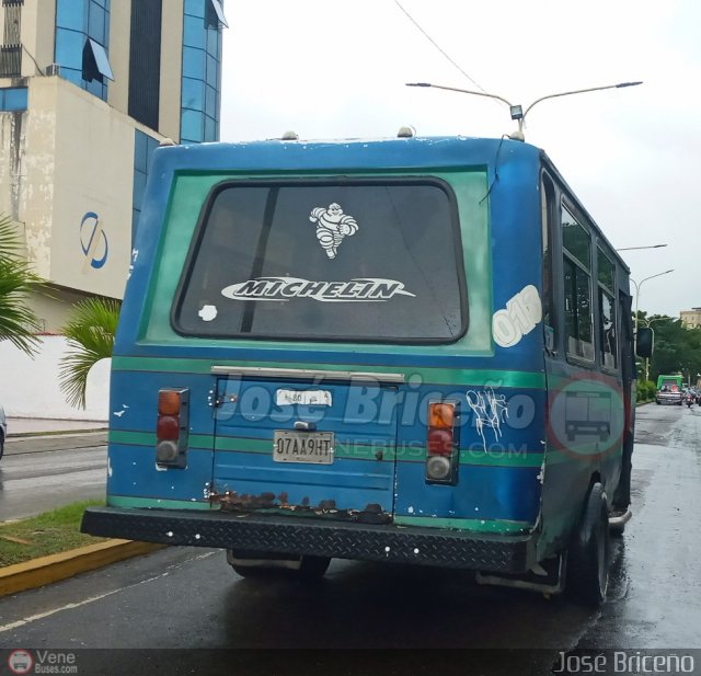 TU - L�nea Circunvalaci�n 48 A.C. 013 por Jos� Brice�o