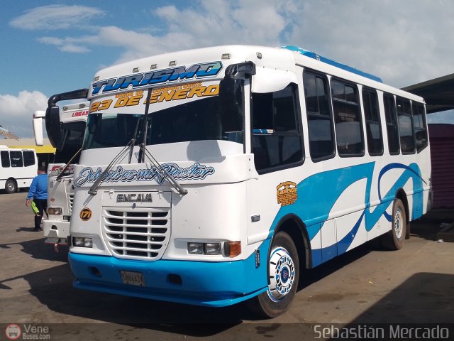 U.C. 23 de Enero 171 por Sebasti�n Mercado