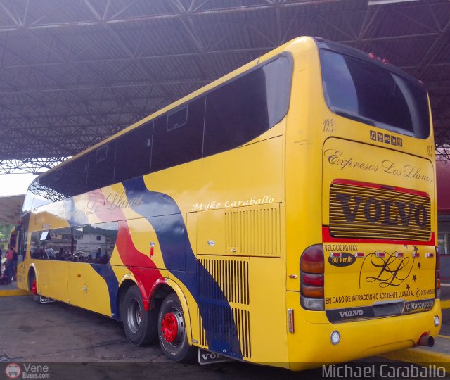 Expresos Los Llanos 123 por Michael Caraballo