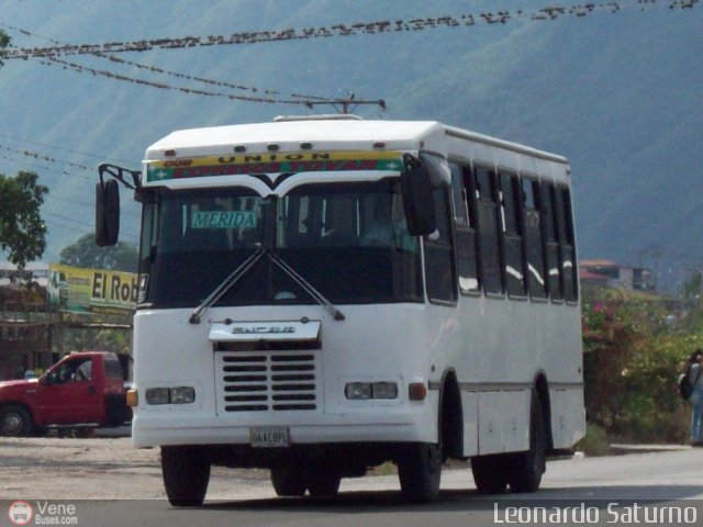 Uni�n Expresos Tovar 09 por Leonardo Saturno