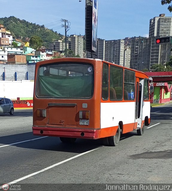 DC - Asoc. Cooperativa Carabobo Tiuna R.L. 136 por Jonnathan Rodr�guez