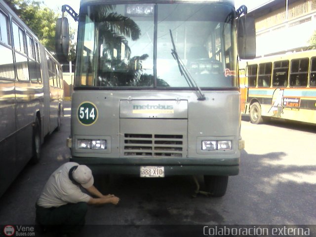 LA - Metrobus Lara 514 por Moiss Silva Colombo