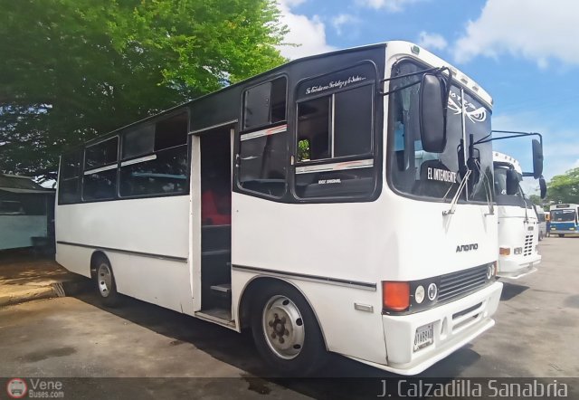 Grupo de Transporte Los Intendentes 023 por Josas Calzadilla