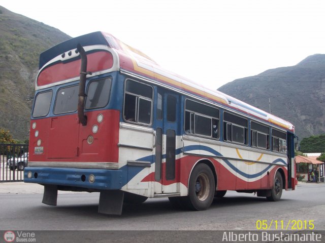 Expresos Continente C-13 por Alberto Bustamante