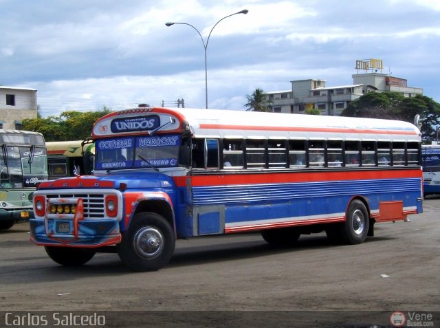 Colectivos Unidos - Ocumare de la Costa - Mcy 15 por Carlos Salcedo