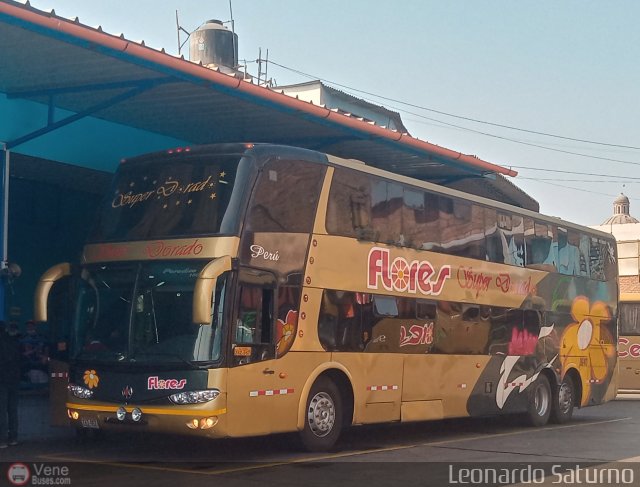 Transporte Flores Hermanos S.R.L 957 por Leonardo Saturno