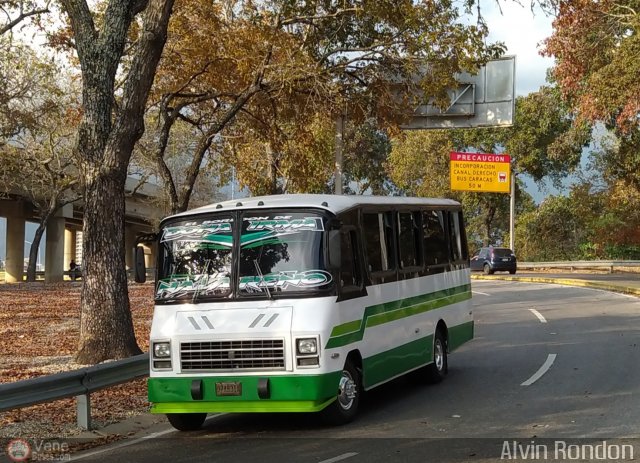 Sin identificacin o Desconocido AR-999 por Alvin Rondn