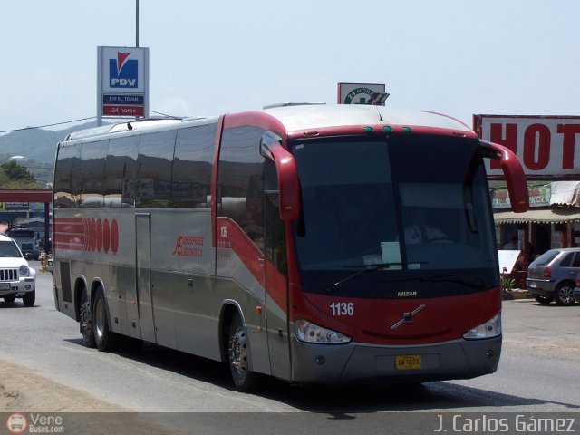 Aeroexpresos Ejecutivos 1136 por J. Carlos Gmez