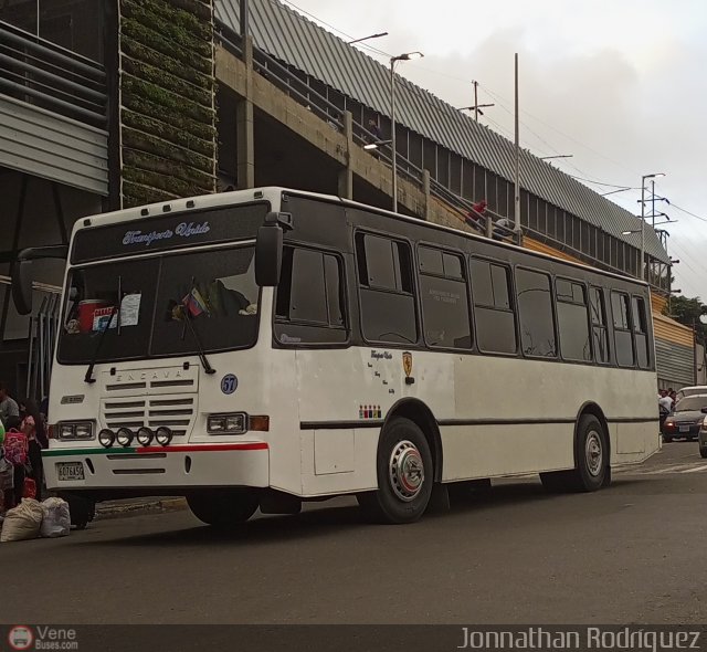 Transporte Unido 057 por Jonnathan Rodrguez