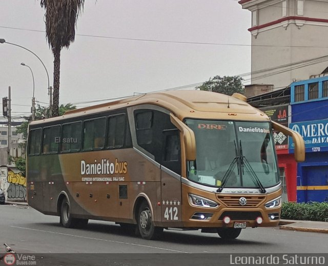 Danielito Bus 412 por Leonardo Saturno