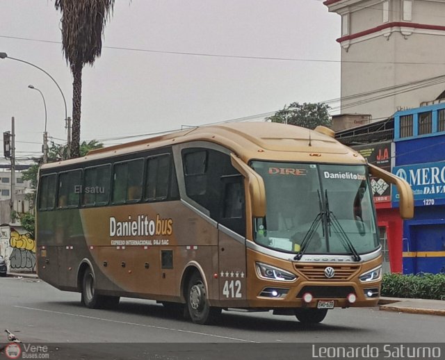 Danielito Bus 412 por Leonardo Saturno