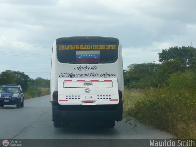 Expresos La Guayanesa 320 por Mauricio Smith