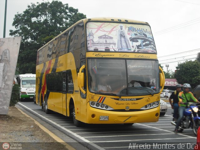 Expresos Los Llanos 560 por Alfredo Montes de Oca