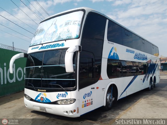 Expresos M�rida 0185 por Sebasti�n Mercado