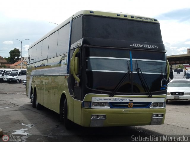 Expresos Horizonte 13 por Sebasti�n Mercado