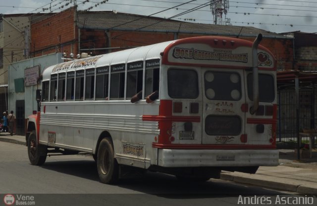 Transporte Arvelo 07 por Andrs Ascanio