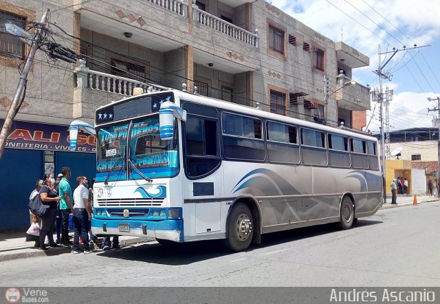 Cooperativa Carlos Arvelo 14 por Andrs Ascanio