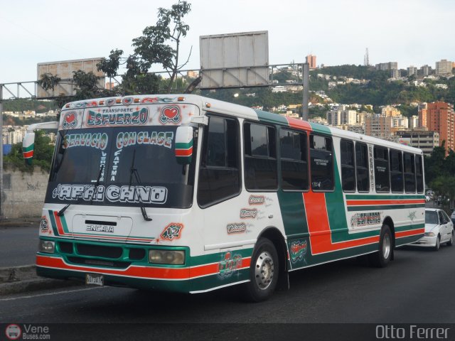 Transporte El Esfuerzo 12 por Otto Ferrer